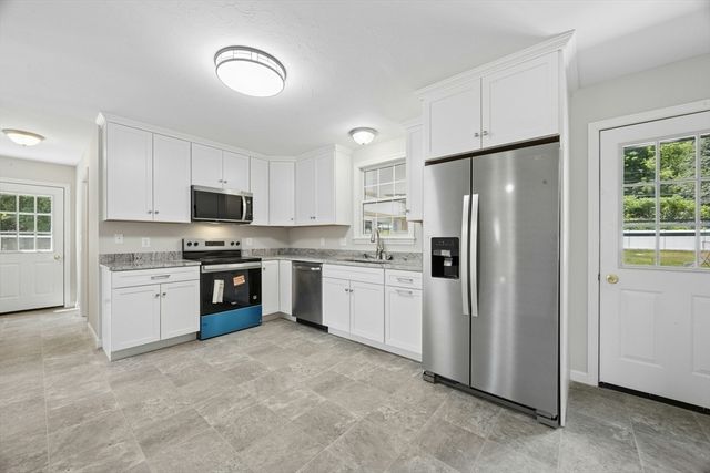 17 Bonner Avenue, Fitchburg, MA 01420