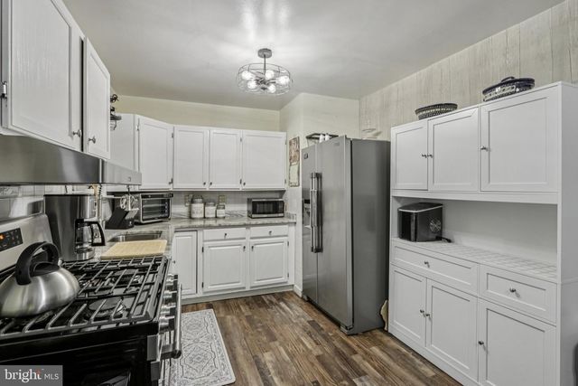 84 MALAGA LAKE BLVD, Malaga, NJ 08328