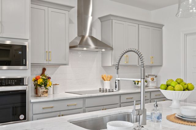 1029 Riverview Run, Madison, TN 37115