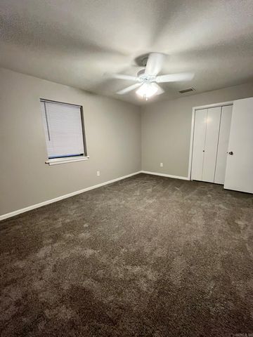 404 Melton Drive, Lonoke, AR 72086