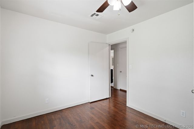 611 S Maryland Avenue, Claremore, OK 74017