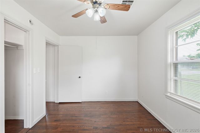 611 S Maryland Avenue, Claremore, OK 74017