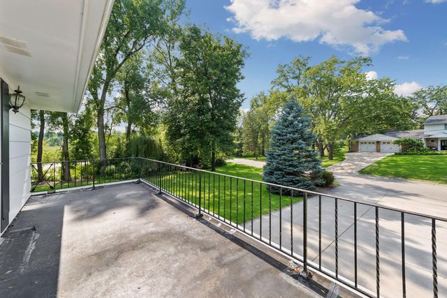 2312 Sheridan Hills Road, Wayzata, MN 55391