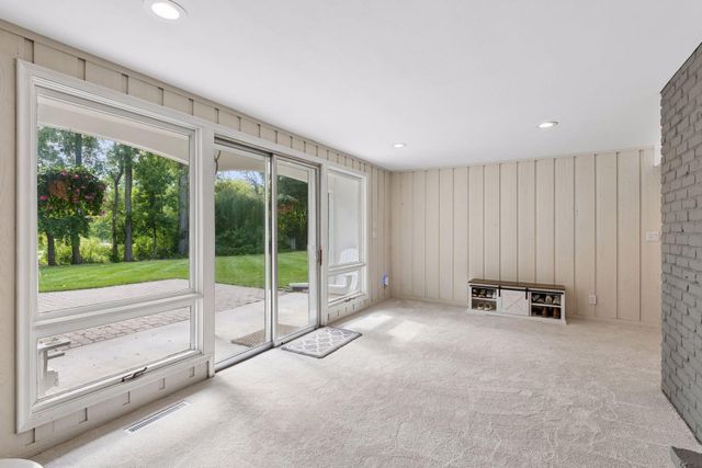 2312 Sheridan Hills Road, Wayzata, MN 55391