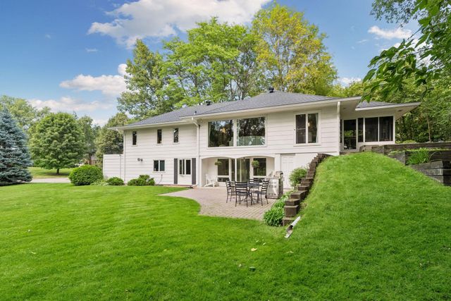 2312 Sheridan Hills Road, Wayzata, MN 55391