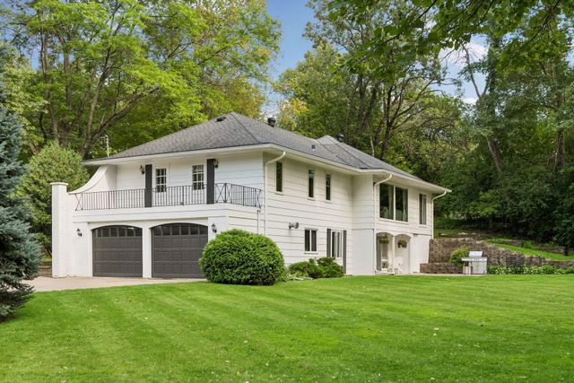 2312 Sheridan Hills Road, Wayzata, MN 55391