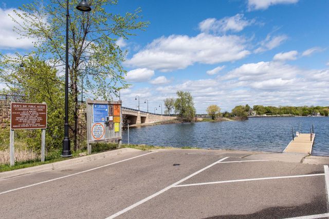 2312 Sheridan Hills Road, Wayzata, MN 55391