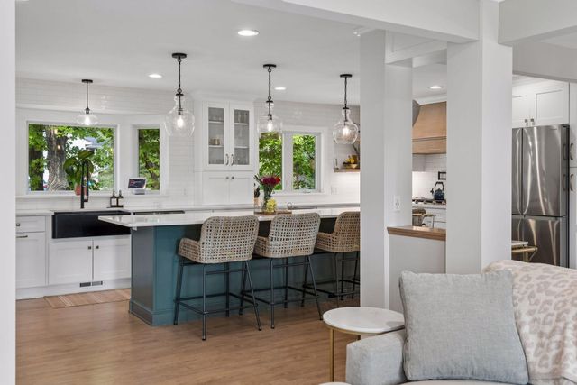 2312 Sheridan Hills Road, Wayzata, MN 55391