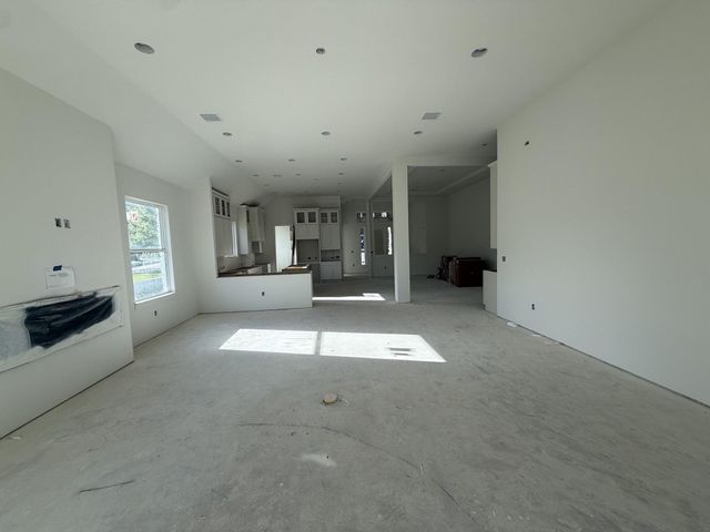 604 Hi Circle South DR, Horseshoe Bay, TX 78657