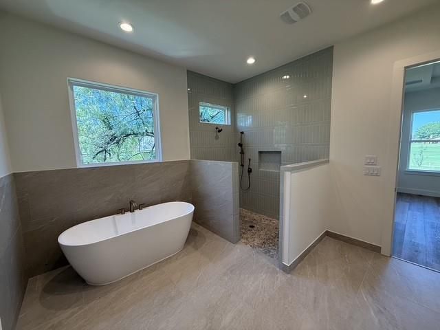 604 Hi Circle South DR, Horseshoe Bay, TX 78657