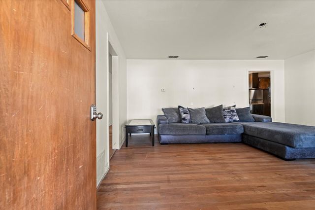 3707 25th Street, Lubbock, TX 79410