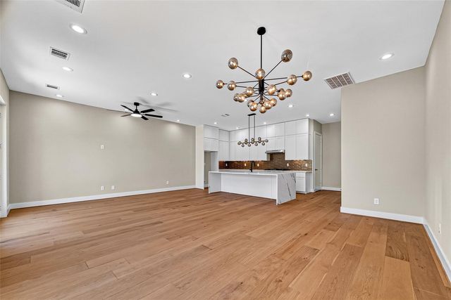 1425 East 31st Street, Houston, TX 77022
