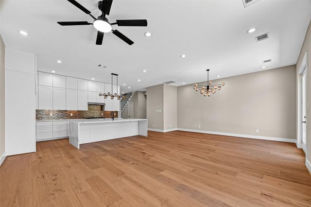 1425 East 31st Street, Houston, TX 77022