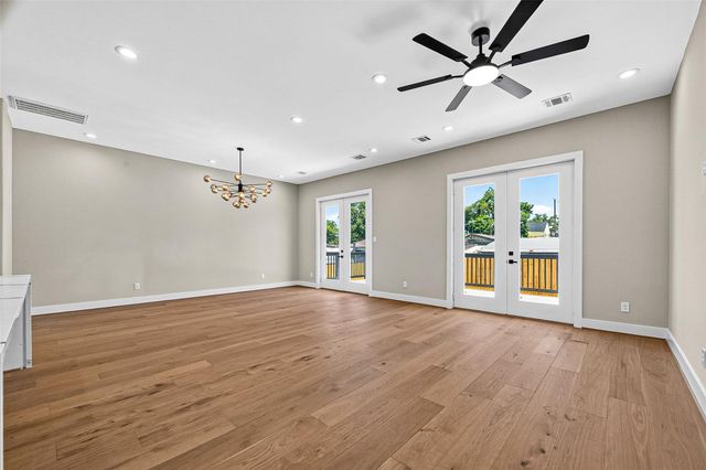 1425 East 31st Street, Houston, TX 77022