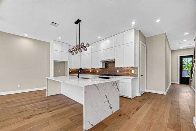 1425 East 31st Street, Houston, TX 77022