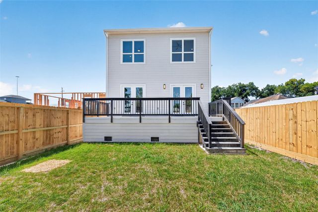 1425 East 31st Street, Houston, TX 77022