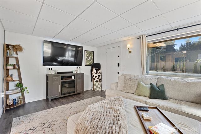 407 91 Avenue SE, Lake Stevens, WA 98258