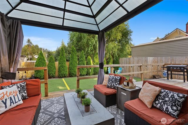 407 91 Avenue SE, Lake Stevens, WA 98258