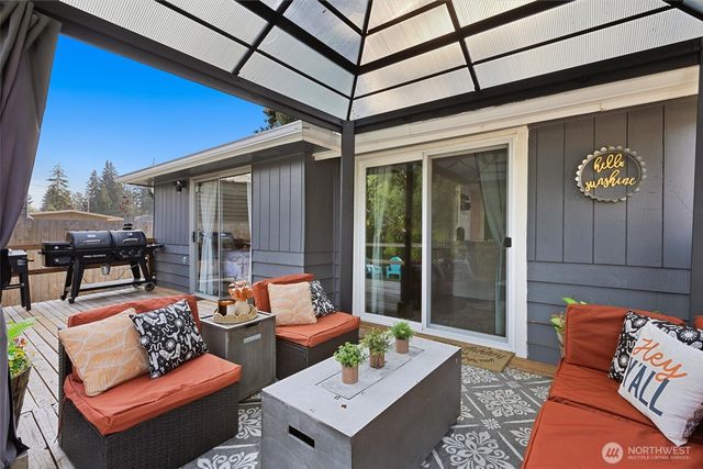 407 91 Avenue SE, Lake Stevens, WA 98258
