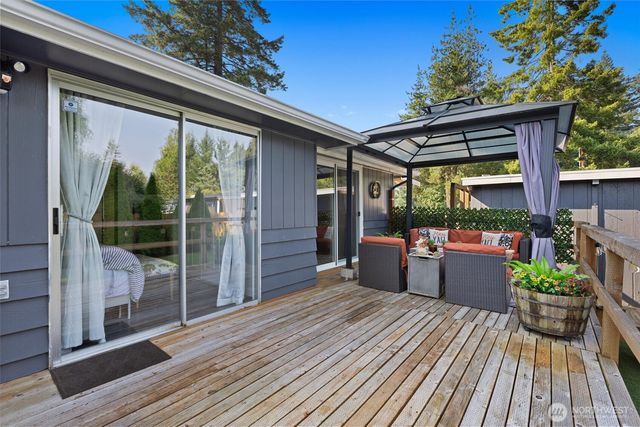 407 91 Avenue SE, Lake Stevens, WA 98258