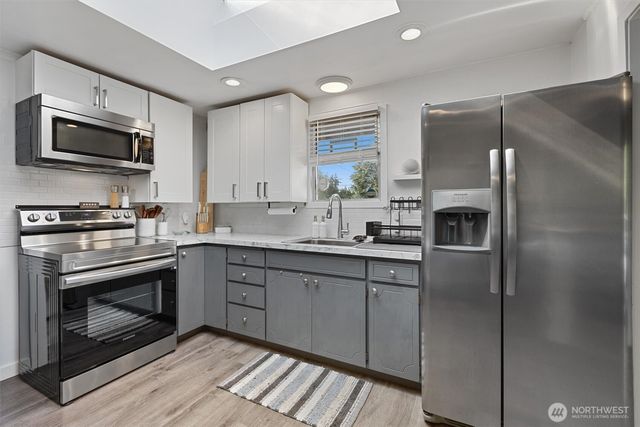 407 91 Avenue SE, Lake Stevens, WA 98258