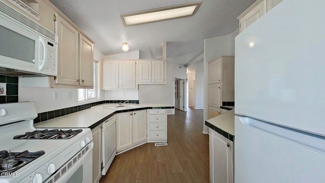 19127 Pioneer Boulevard 45, Cerritos, CA 90703