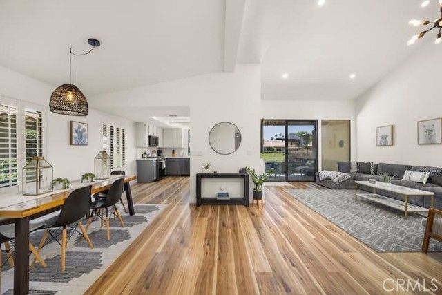 182 Gran Via, Palm Desert, CA 92260