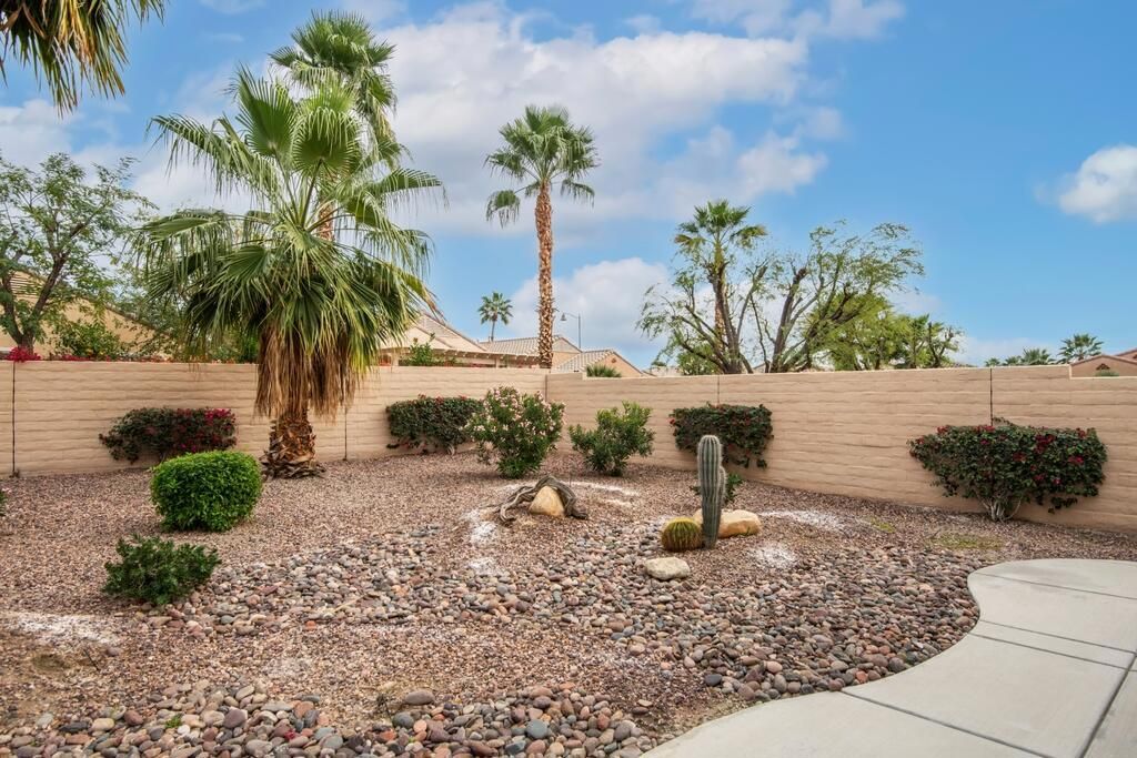 Image 21 of property listing at 40090 Corte Refugio, Indio, CA 92203