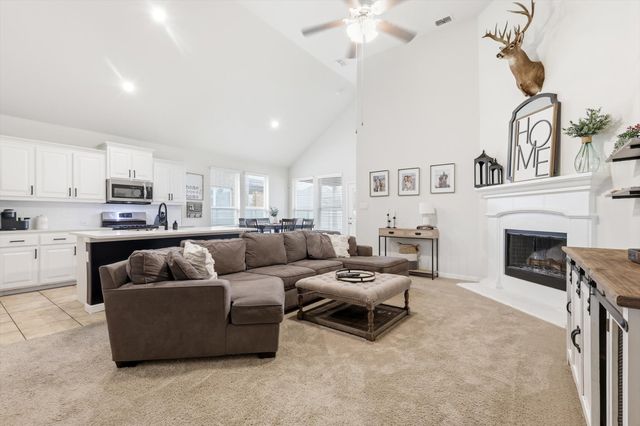 1604 Bunting Drive, Argyle, TX 76226