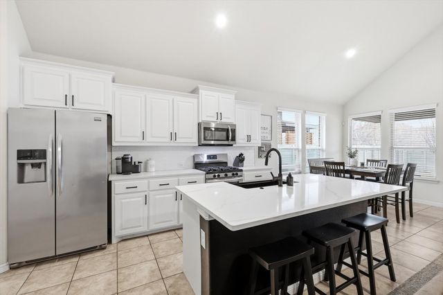 1604 Bunting Drive, Argyle, TX 76226