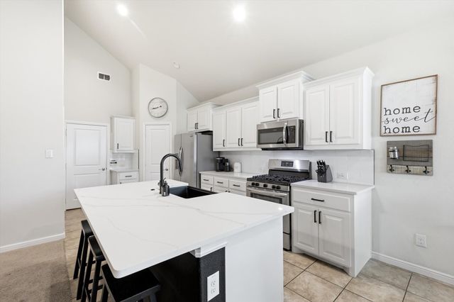 1604 Bunting Drive, Argyle, TX 76226