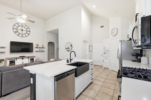 1604 Bunting Drive, Argyle, TX 76226