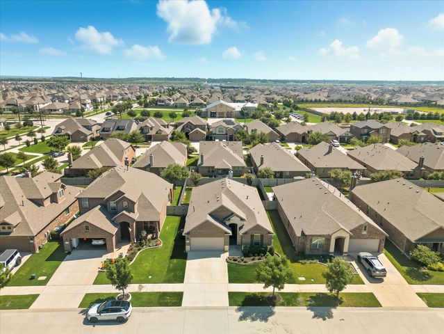 1604 Bunting Drive, Argyle, TX 76226