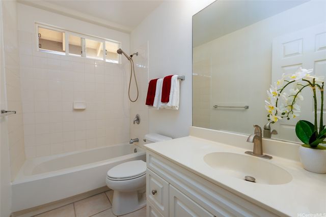 92-7049 Elele Street 19, Kapolei, HI 96707
