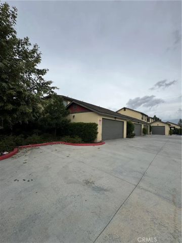 24750 Ward, San Bernardino, CA 92410