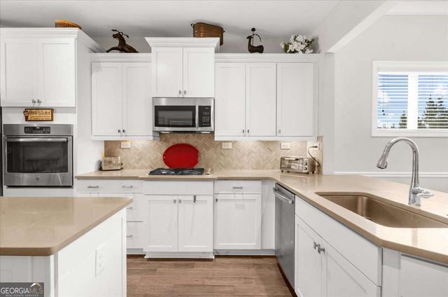 3846 English Oak Drive SW, Gainesville, GA 30504