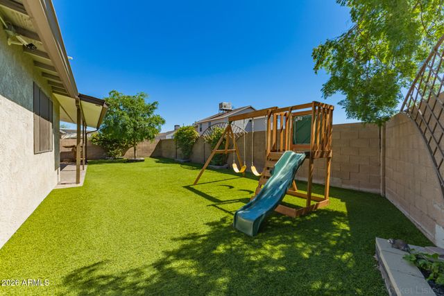 637 W WAGNER Court, Gilbert, AZ 85233