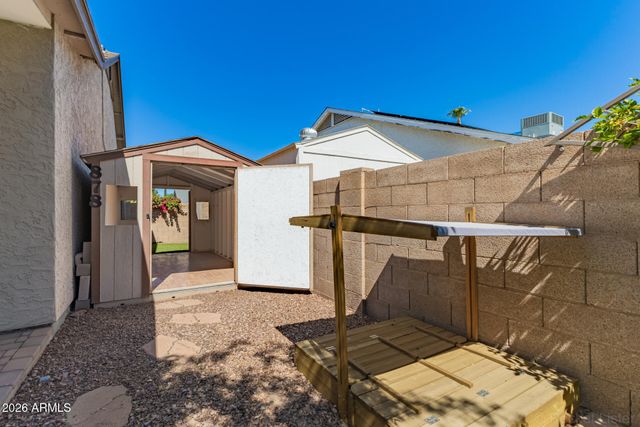 637 W WAGNER Court, Gilbert, AZ 85233