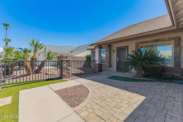 637 W WAGNER Court, Gilbert, AZ 85233