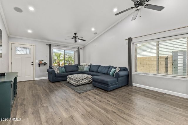 637 W WAGNER Court, Gilbert, AZ 85233