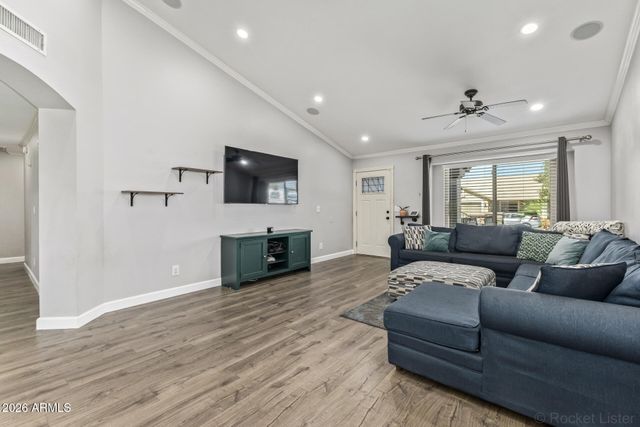 637 W WAGNER Court, Gilbert, AZ 85233