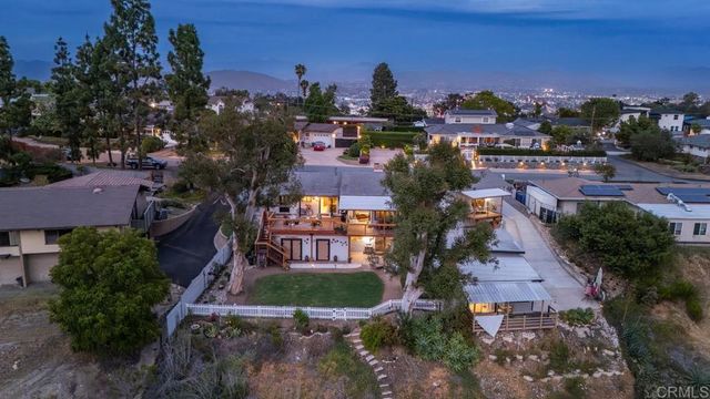 812 Sharon, El Cajon, CA 92020