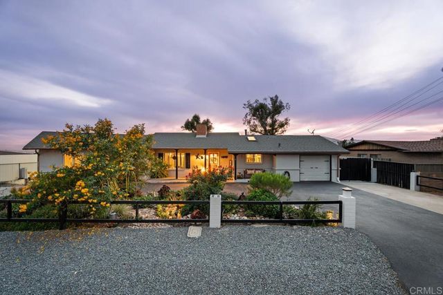 812 Sharon, El Cajon, CA 92020