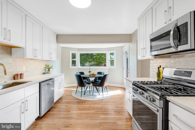 7703 NEWMARKET DR, Bethesda, MD 20817