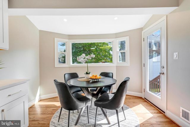 7703 NEWMARKET DR, Bethesda, MD 20817