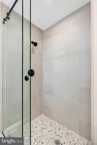 7703 NEWMARKET DR, Bethesda, MD 20817