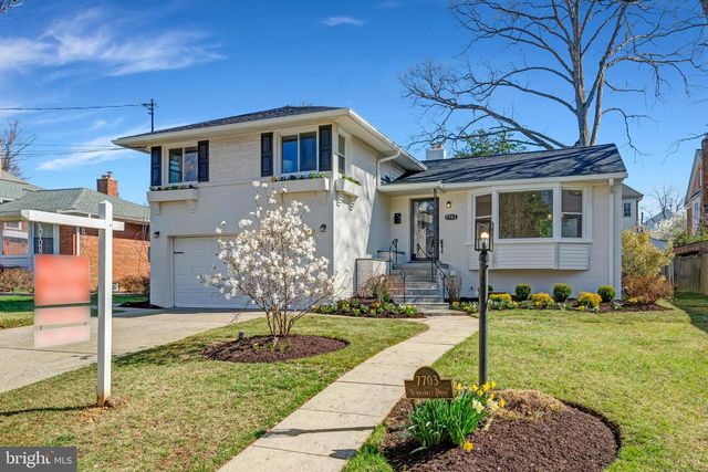 7703 NEWMARKET DR, Bethesda, MD 20817