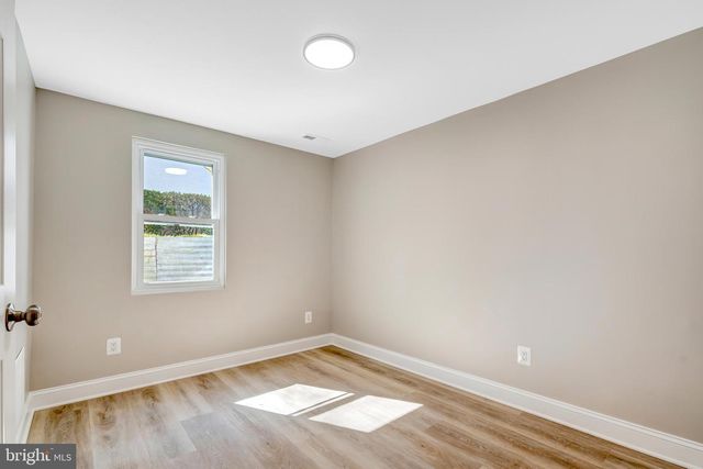 7703 NEWMARKET DR, Bethesda, MD 20817