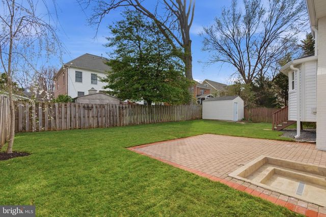 7703 NEWMARKET DR, Bethesda, MD 20817