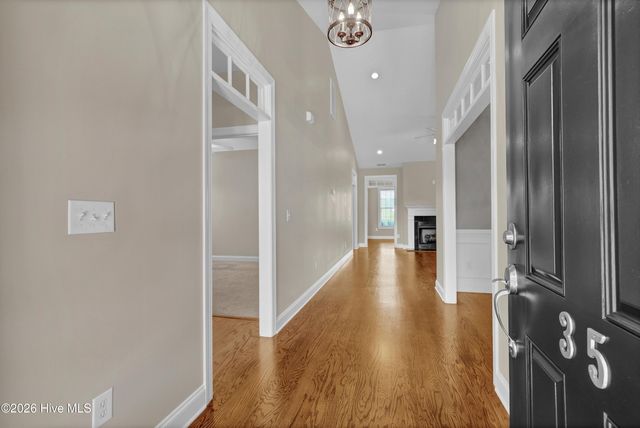 35 Scotlands Court, Hampstead, NC 28443